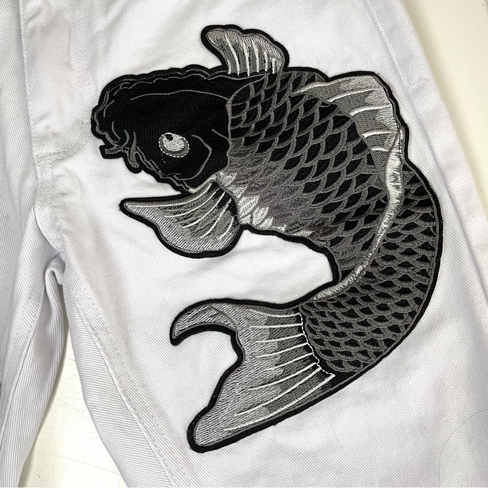 32/32 Koi‎ Fish Embroidered White Jeans - Picture 10 of 14
